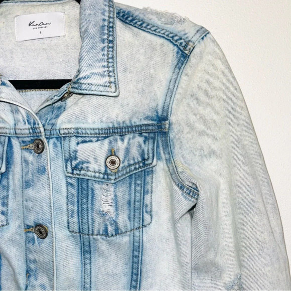 KanCan 100% Cotton Light Acid Wash Destructed Cropped Denim Jacket Small Women’s - Picture 4 of 14